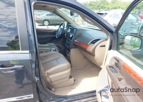 2014 Chrysler Town & Country Touring из США, поврежденный, VIN 2C4RC1BG9ER439709